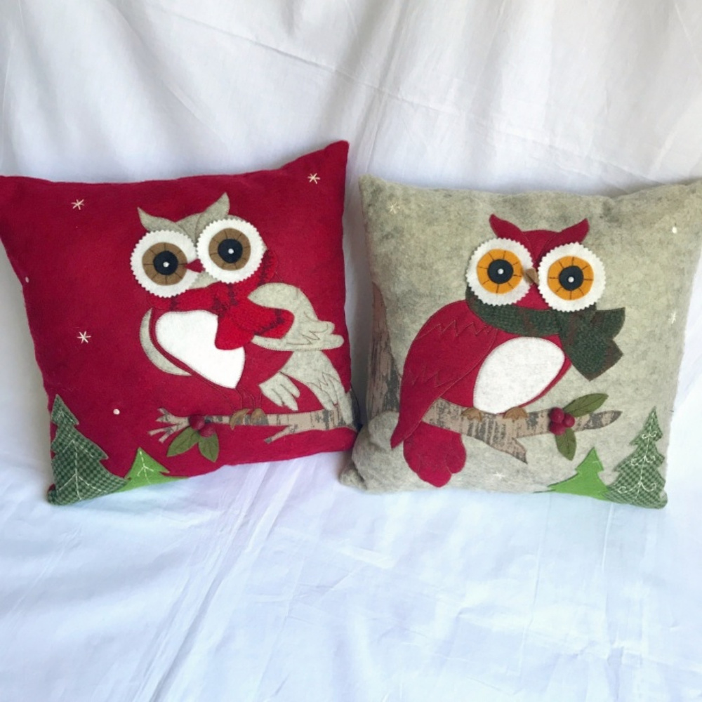Pair of Christmas Owl Decorative Pillows bundle